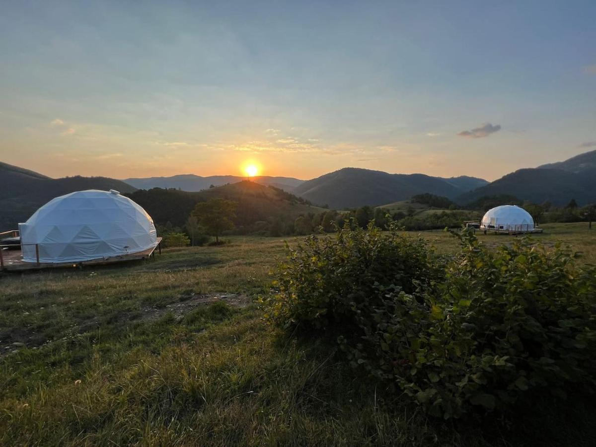Starry Dome - Manta'S Retreat Glamping Cornereva Hotel ภายนอก รูปภาพ