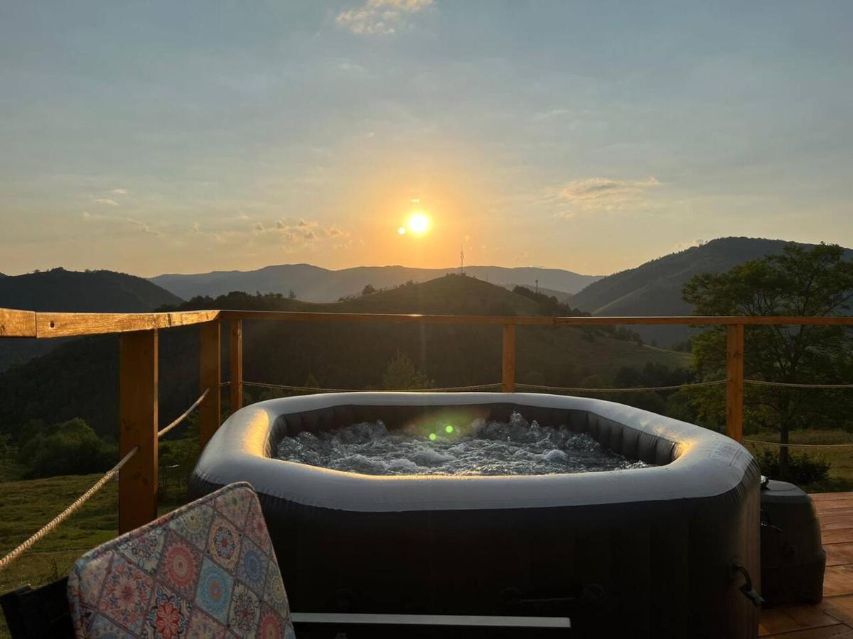 Starry Dome - Manta'S Retreat Glamping Cornereva Hotel ภายนอก รูปภาพ