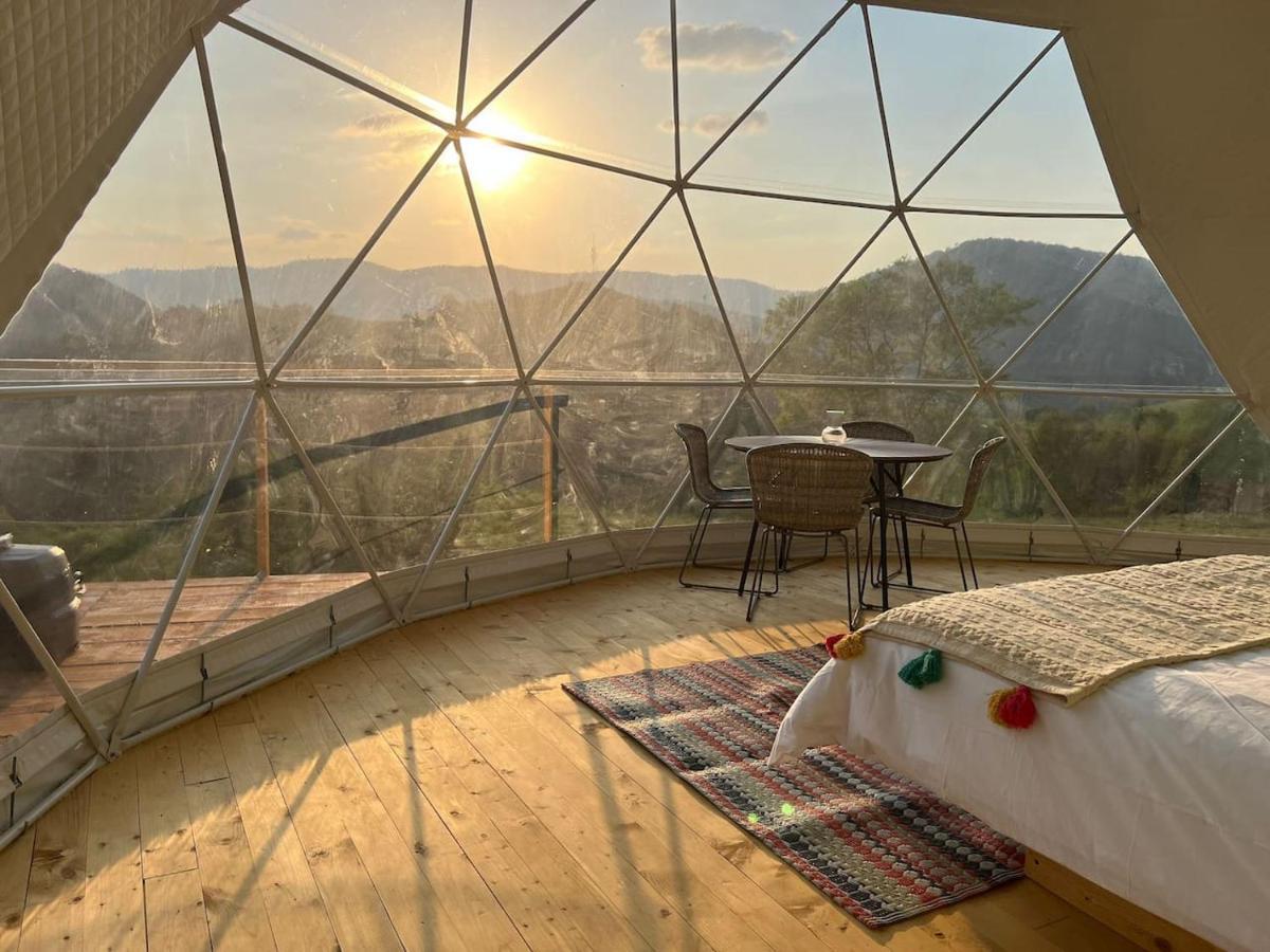 Starry Dome - Manta'S Retreat Glamping Cornereva Hotel ภายนอก รูปภาพ