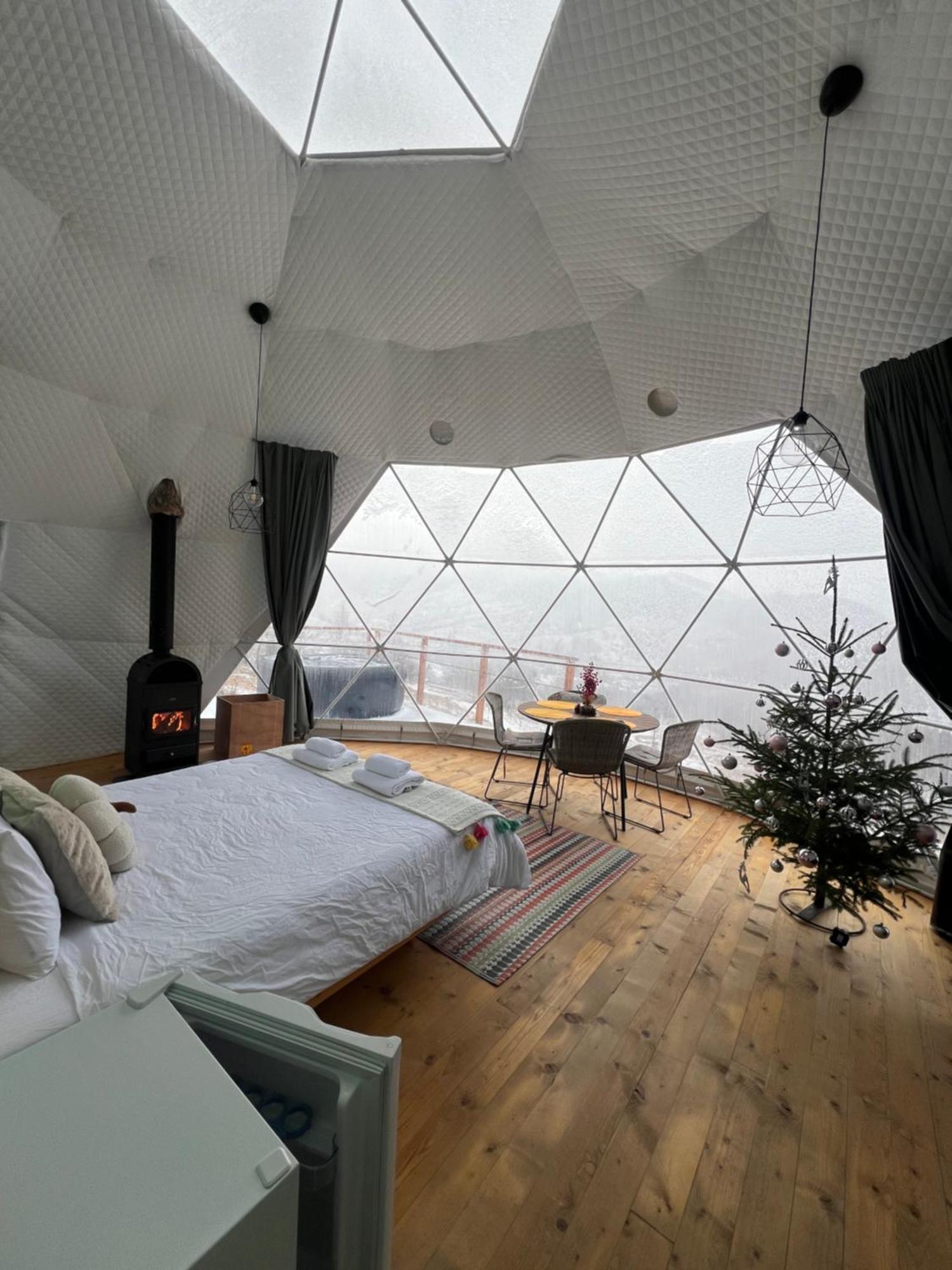 Starry Dome - Manta'S Retreat Glamping Cornereva Hotel ภายนอก รูปภาพ