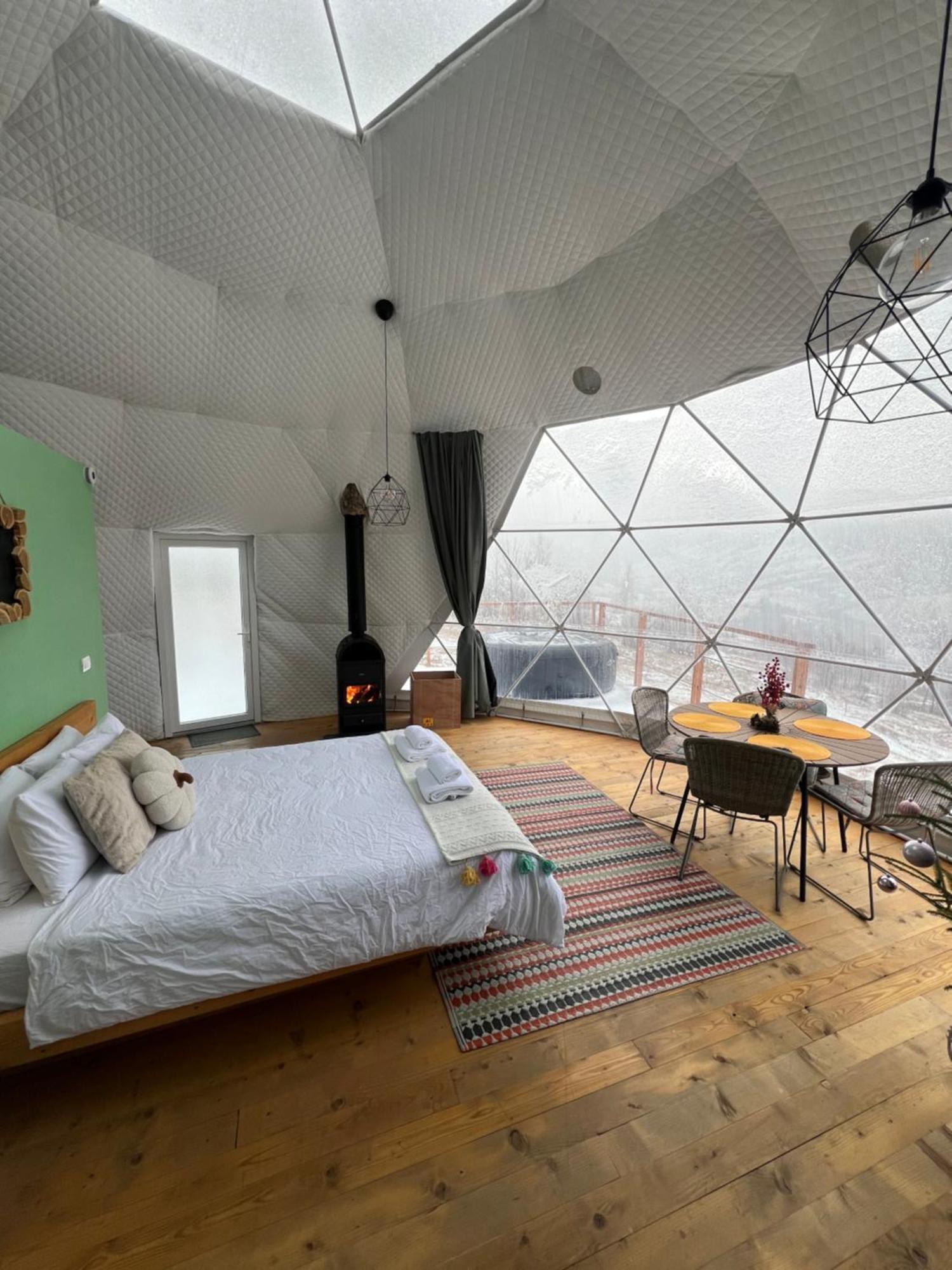 Starry Dome - Manta'S Retreat Glamping Cornereva Hotel ภายนอก รูปภาพ