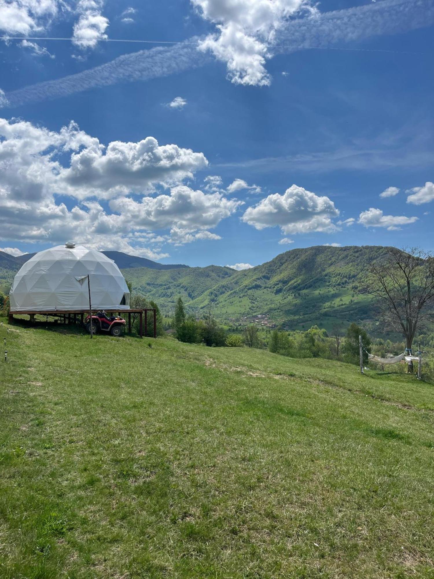 Starry Dome - Manta'S Retreat Glamping Cornereva Hotel ภายนอก รูปภาพ