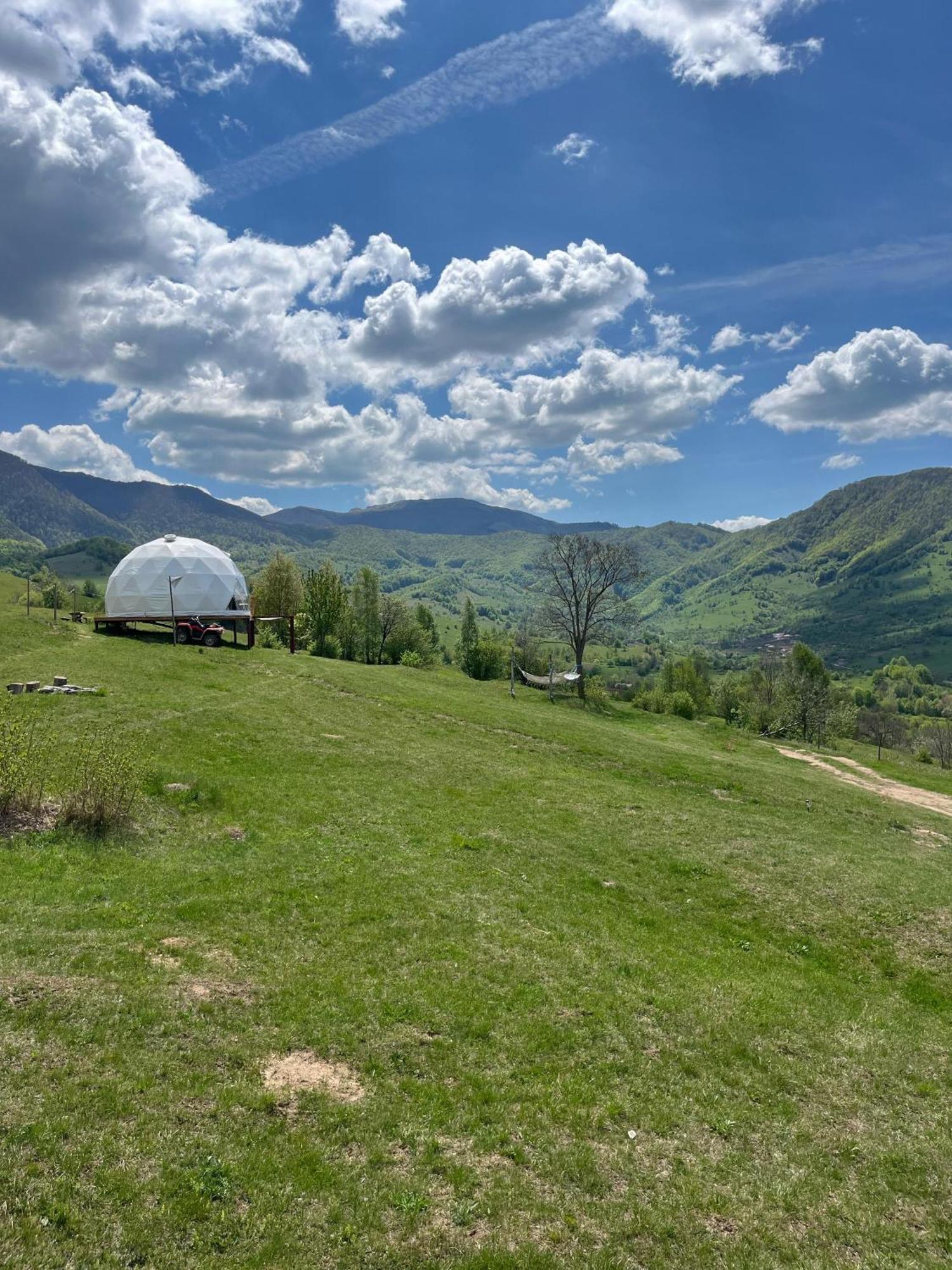 Starry Dome - Manta'S Retreat Glamping Cornereva Hotel ภายนอก รูปภาพ
